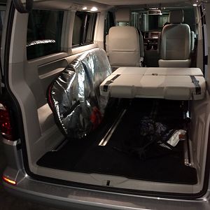 2-Seater Bench = Space for long items