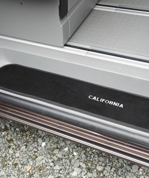 sliding_door_2-570x680.jpg